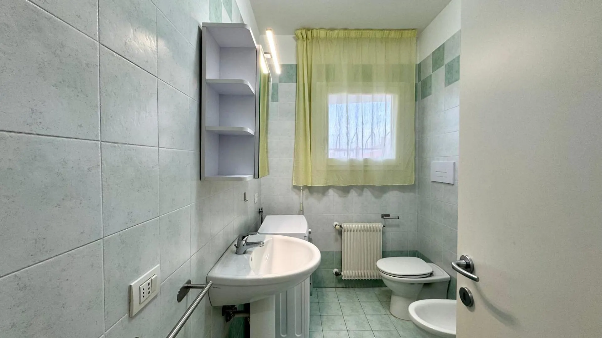 Tiepolo 9 Family Apartments - Carraro Immobiliare Jesolo 0*, リド・ディ・イエゾロ